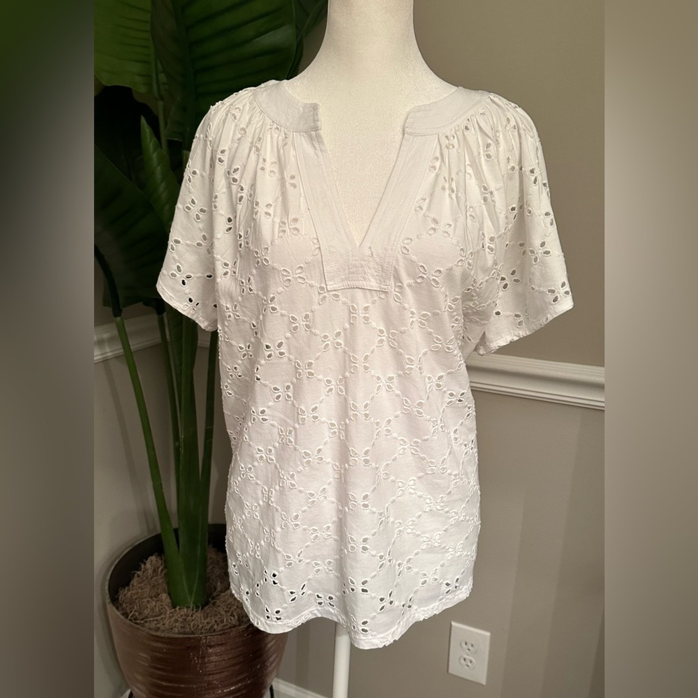 NWT Loft White Eyelet Tee - size Medium